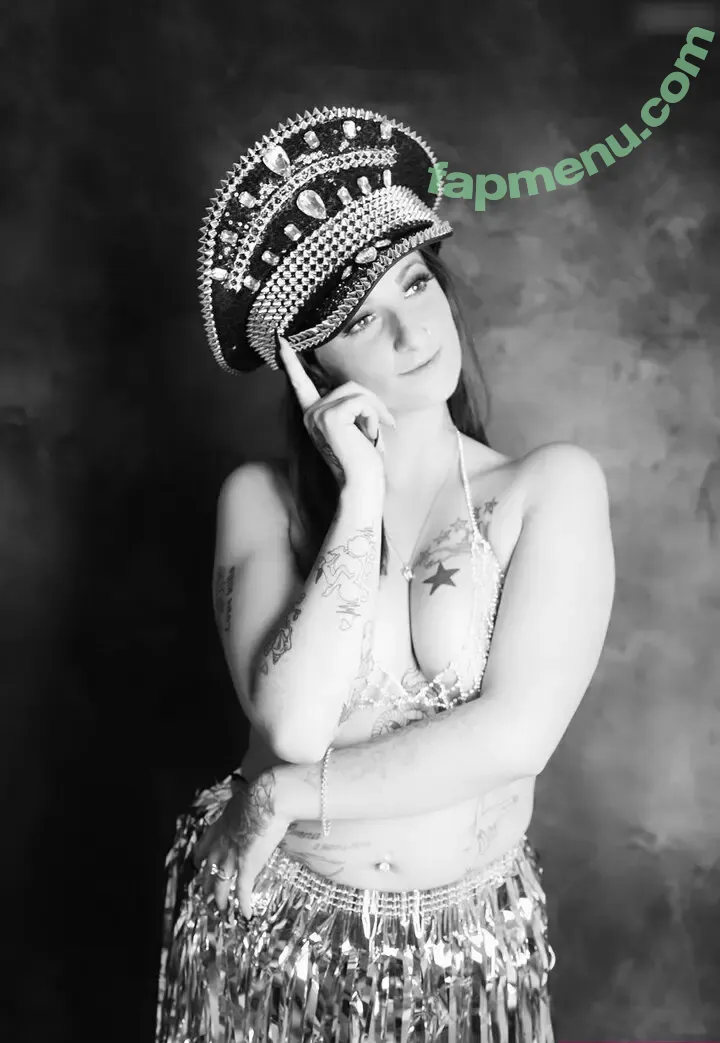 Mallejenny1997 nude photo #0031 (mallejenny1997._ / mallorcadevil1997)