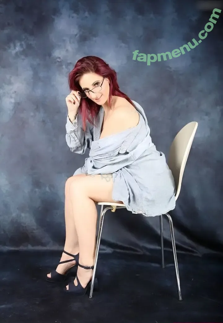 Mallejenny1997 nude photo #0066 (mallejenny1997._ / mallorcadevil1997)