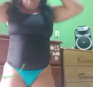 Maluquinha Dinha / maluquinhadinhaofc nude photo #0087