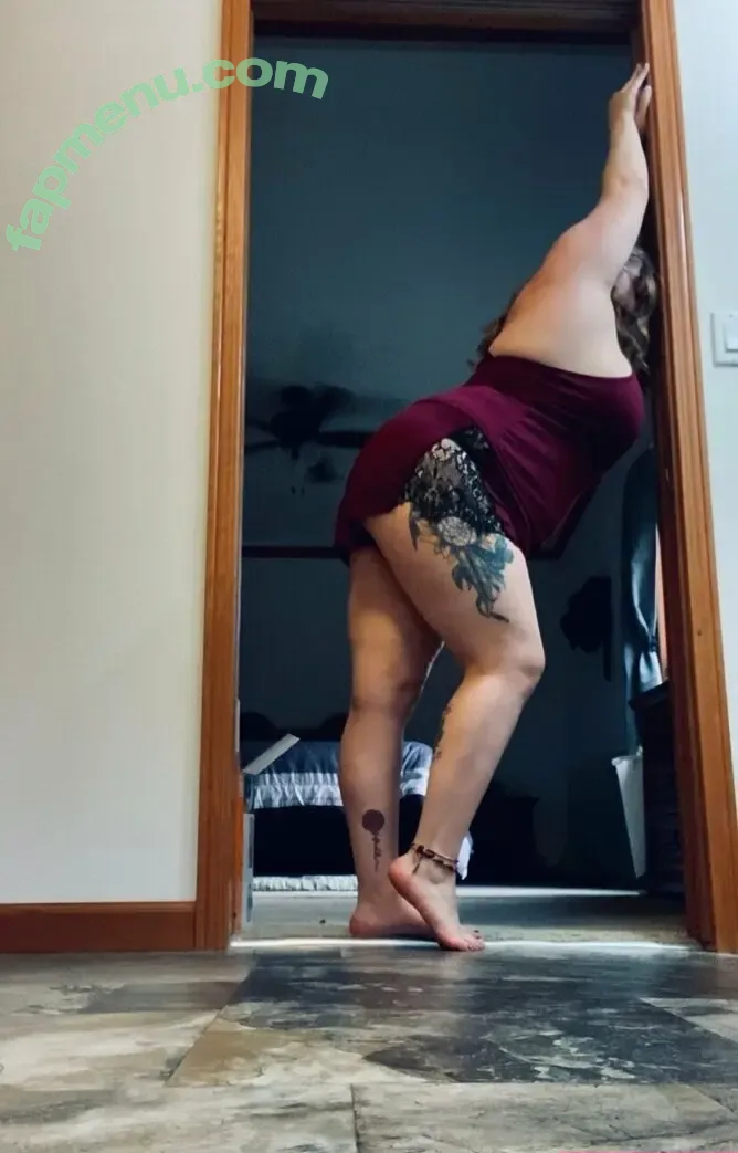 mama-tay nude photo #0007 (taaylor.renee)