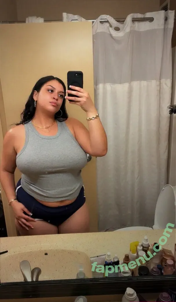 Mamibelleza nude photo #0003 (bellaaa_reina)
