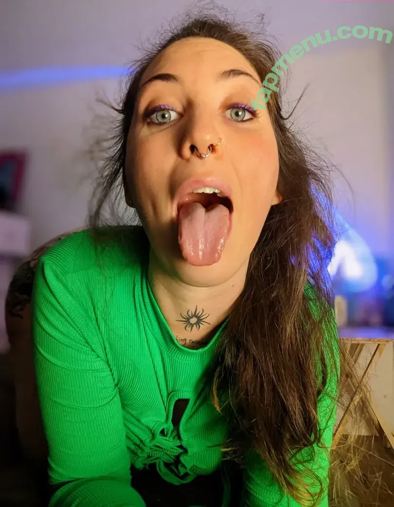 MandarinaWine nude photo #0005 (mandarinaclementine)