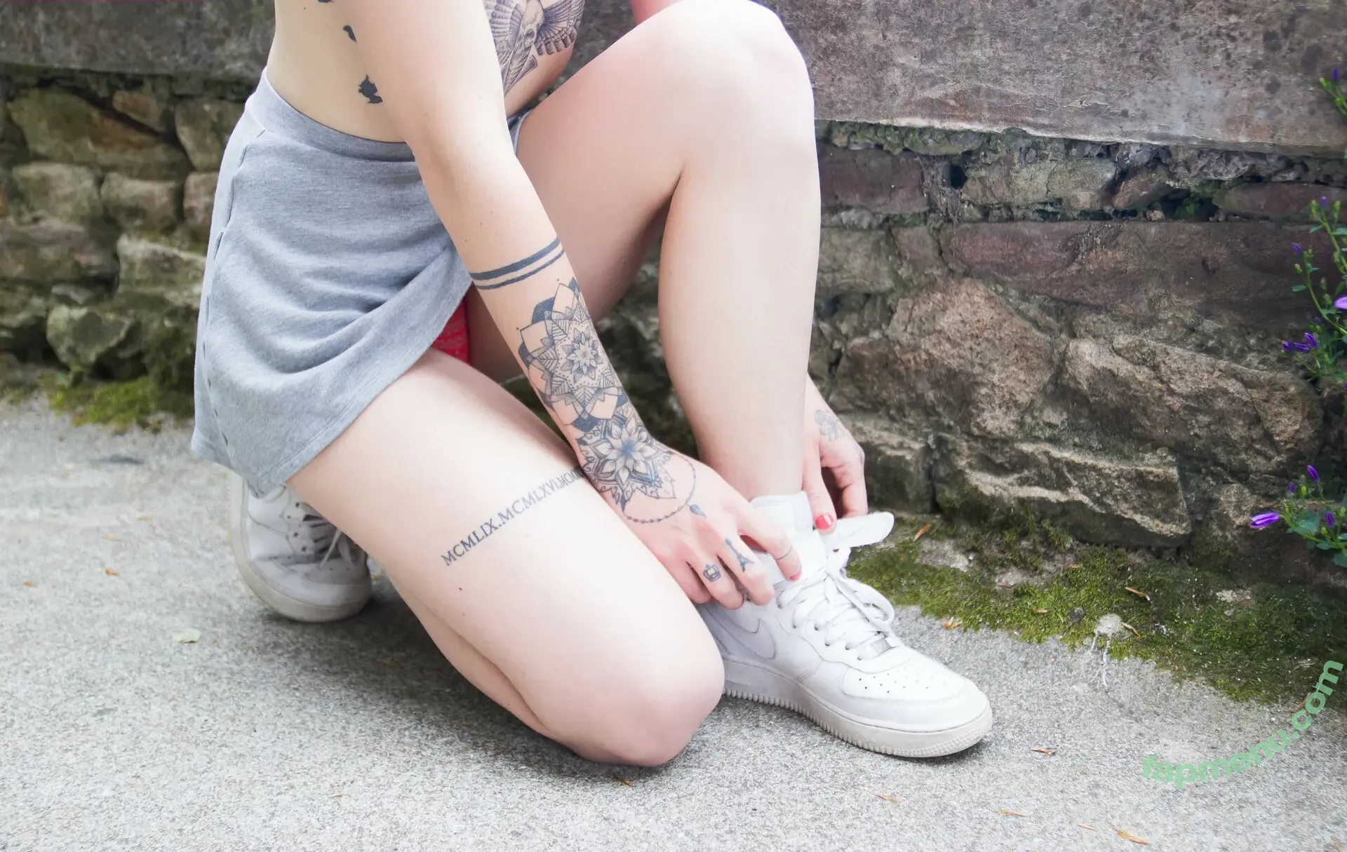 mandeelou nude photo #0261 (mandeelousg)