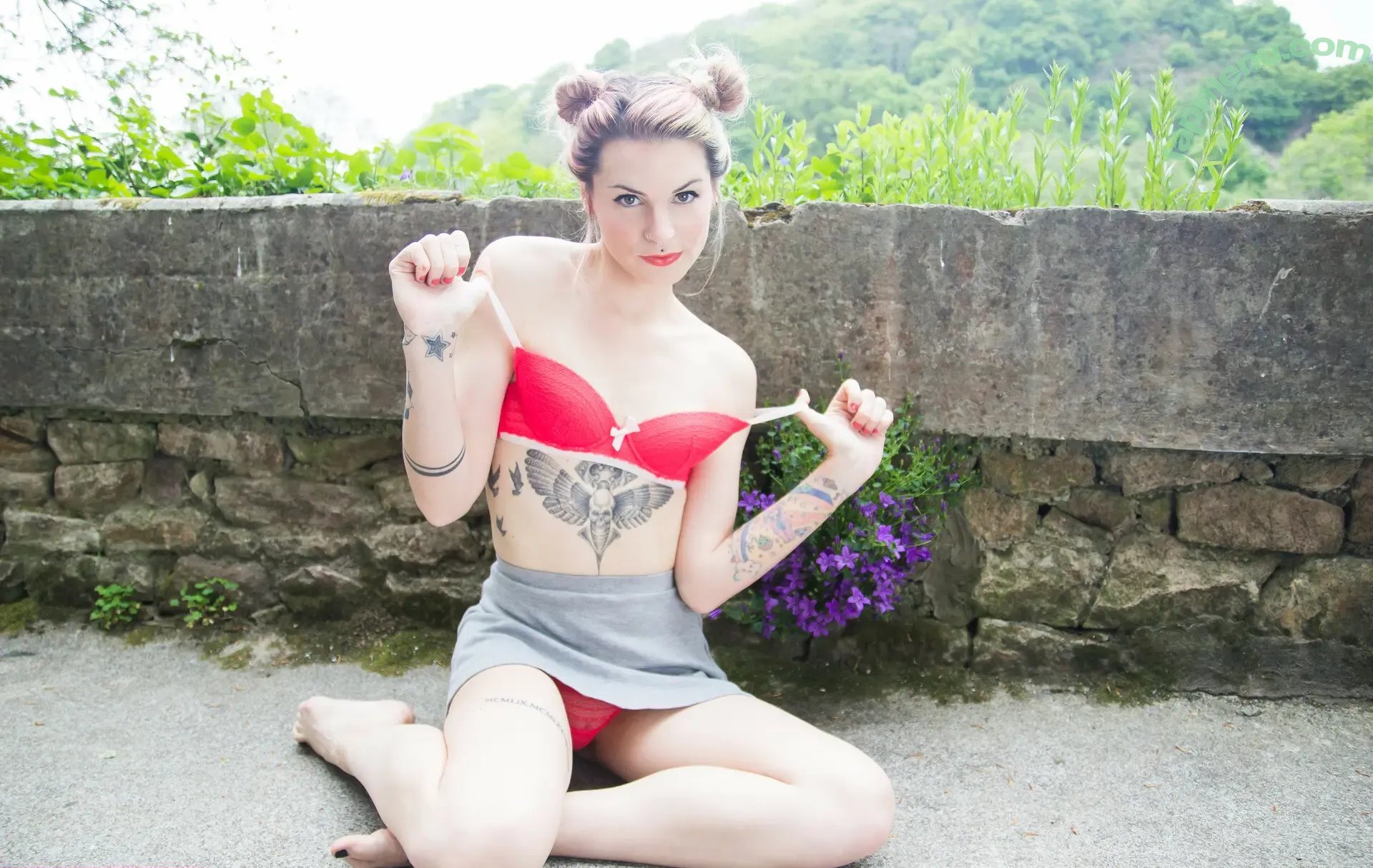 mandeelou nude photo #0264 (mandeelousg)