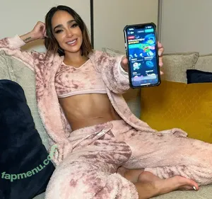  nude photo #0004