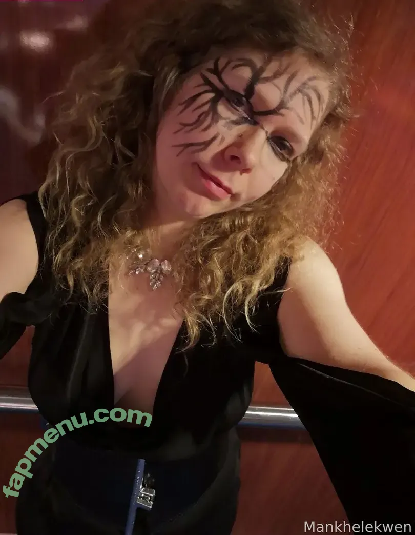 Mankhelekwen nude photo #0077 (Mankhelekwen)