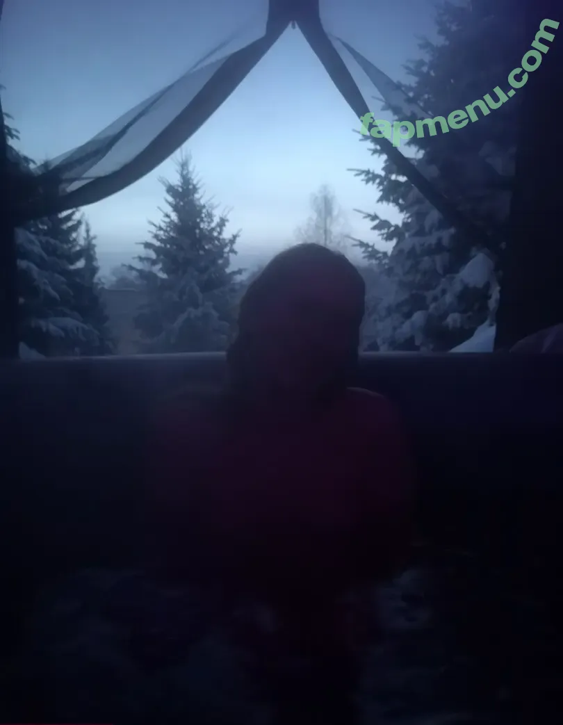 Mankhelekwen nude photo #0171 (Mankhelekwen)