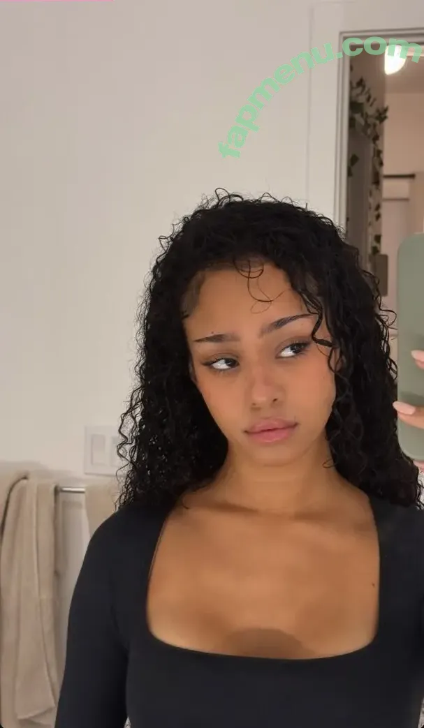 Manon Bannerman nude photo #0016 (Katseye / meretmanon)
