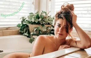 Manon Mathews / manonmathews nude photo #0001