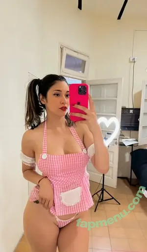  nude photo #0002