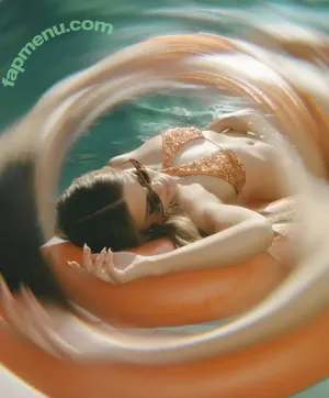 Maren Morris / marenmorris nude photo #0051