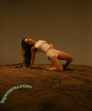 Maren Morris / marenmorris nude photo #0056