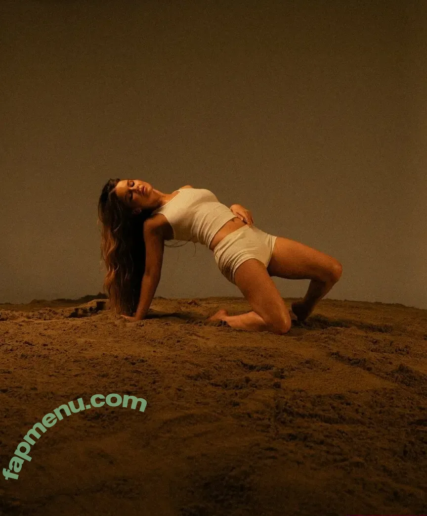 Maren Morris nude photo #0056 (marenmorris)