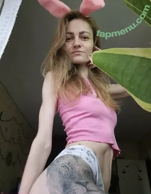  nude photo #0001