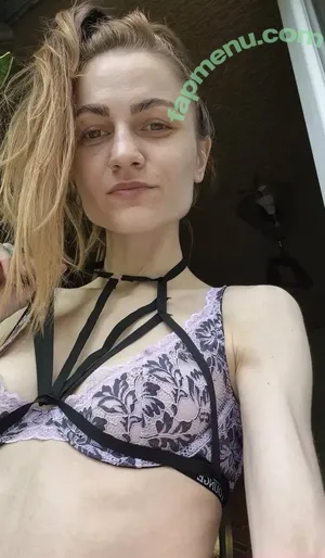  nude photo #0002