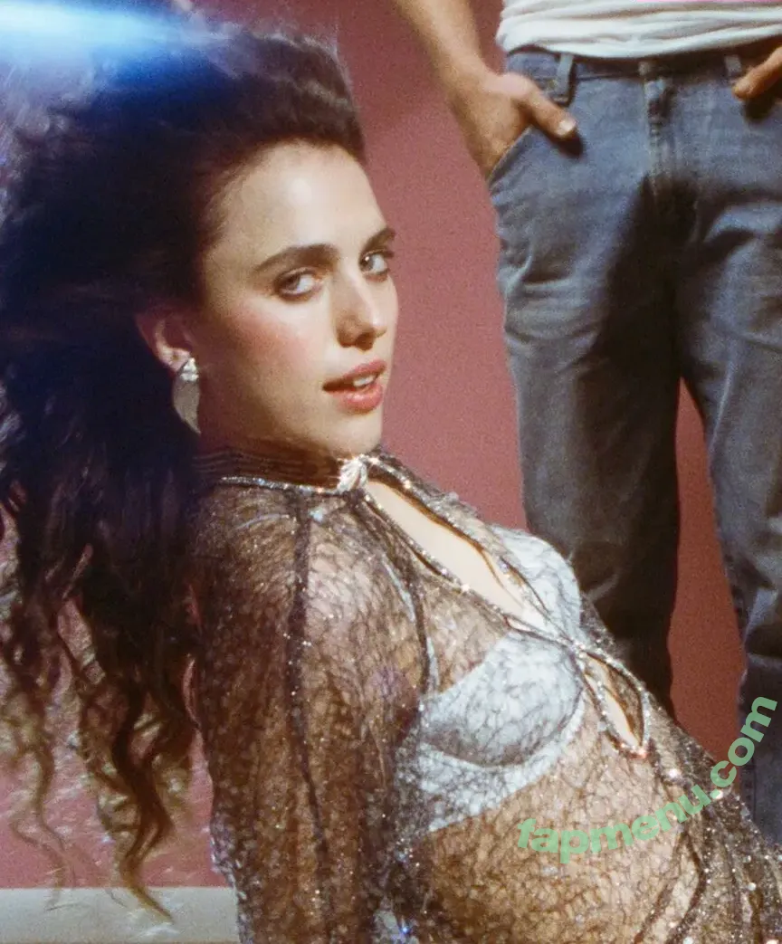 Margaret Qualley nude photo #0203 (margaretqualley)