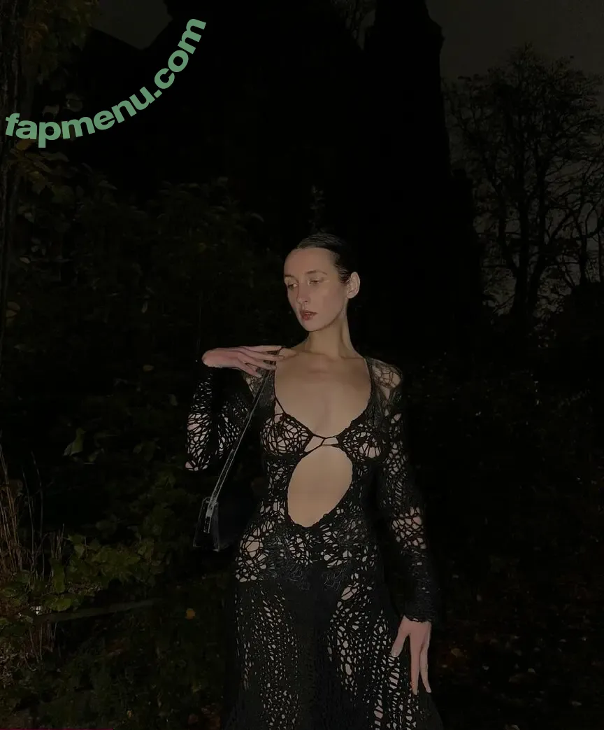 Margo Vernet nude photo #0002 (margo.vrnt)