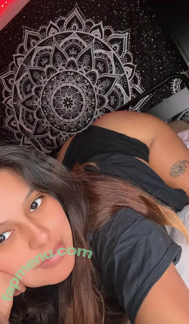mari_bell.mg nude photo #0031 (mari_.mg)