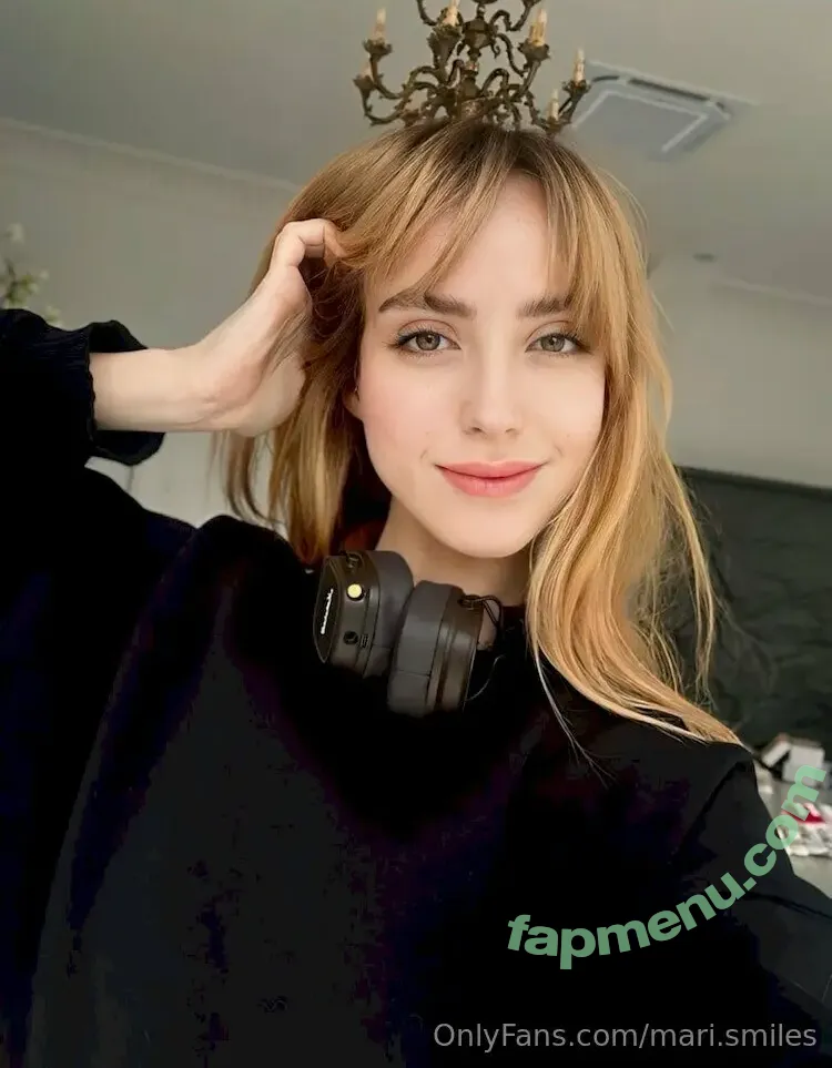 mari.smiles nude photo #0005 (marie.smiles)