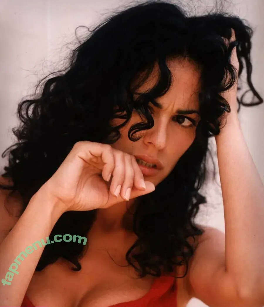 Maria Cucinotta nude photo #0013 (Maria Cucinotta)