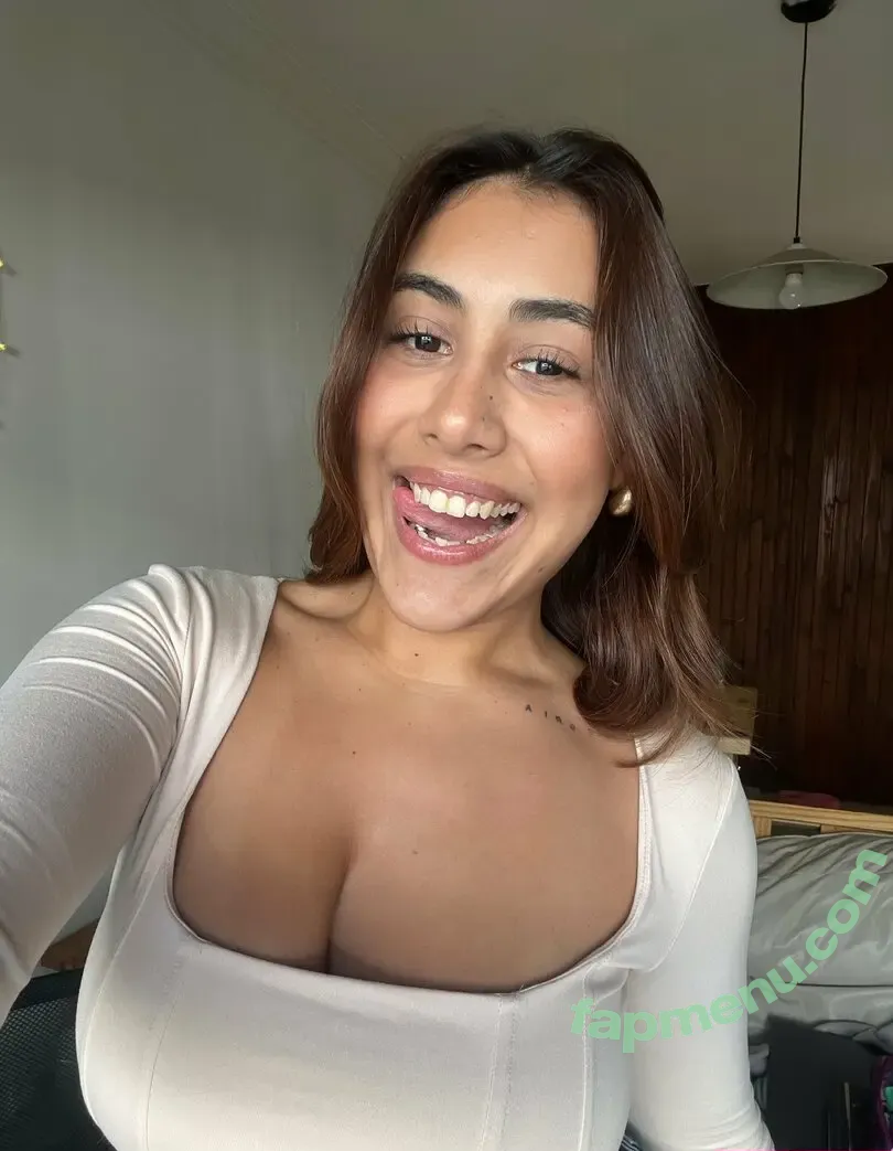 mariafloraa nude photo #0004 (mariafloraa)