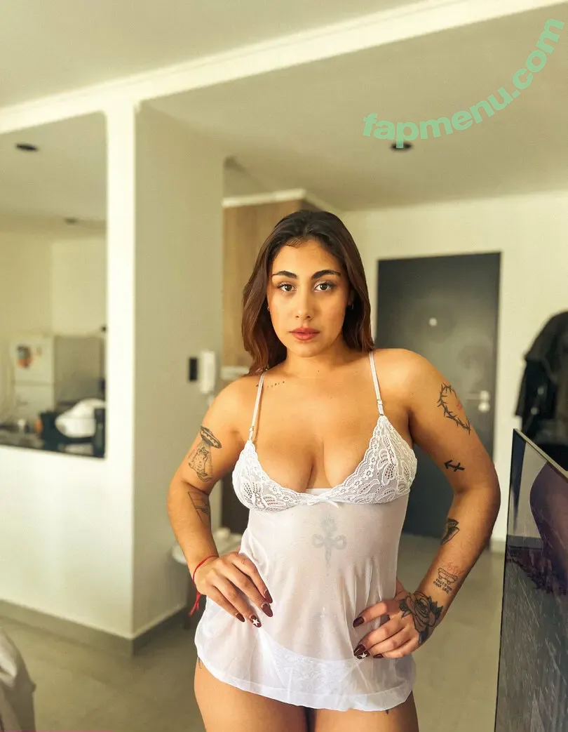 mariafloraa nude photo #0026 (mariafloraa)