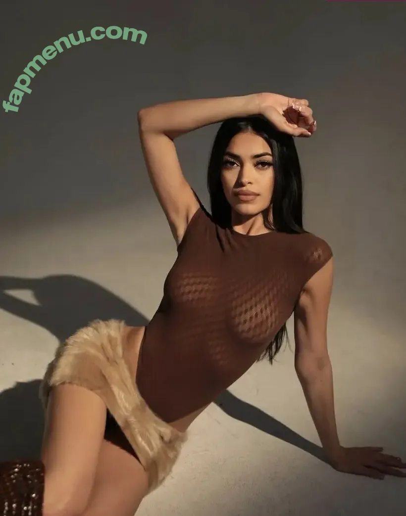 Mariah Lopez nude photo #0003 (Myaaangelica / Ryriahx / naughtyforlust)