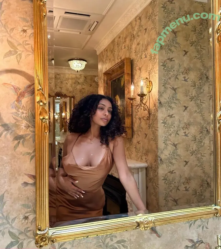 Mariahellie nude photo #0006 (mariah / mariahellienma / mariam)