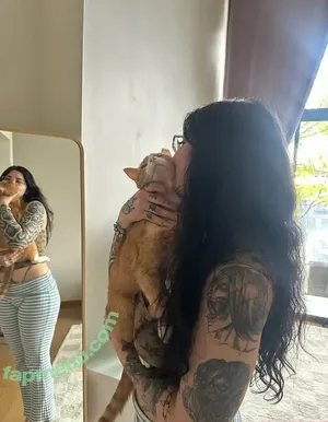  nude photo #0005