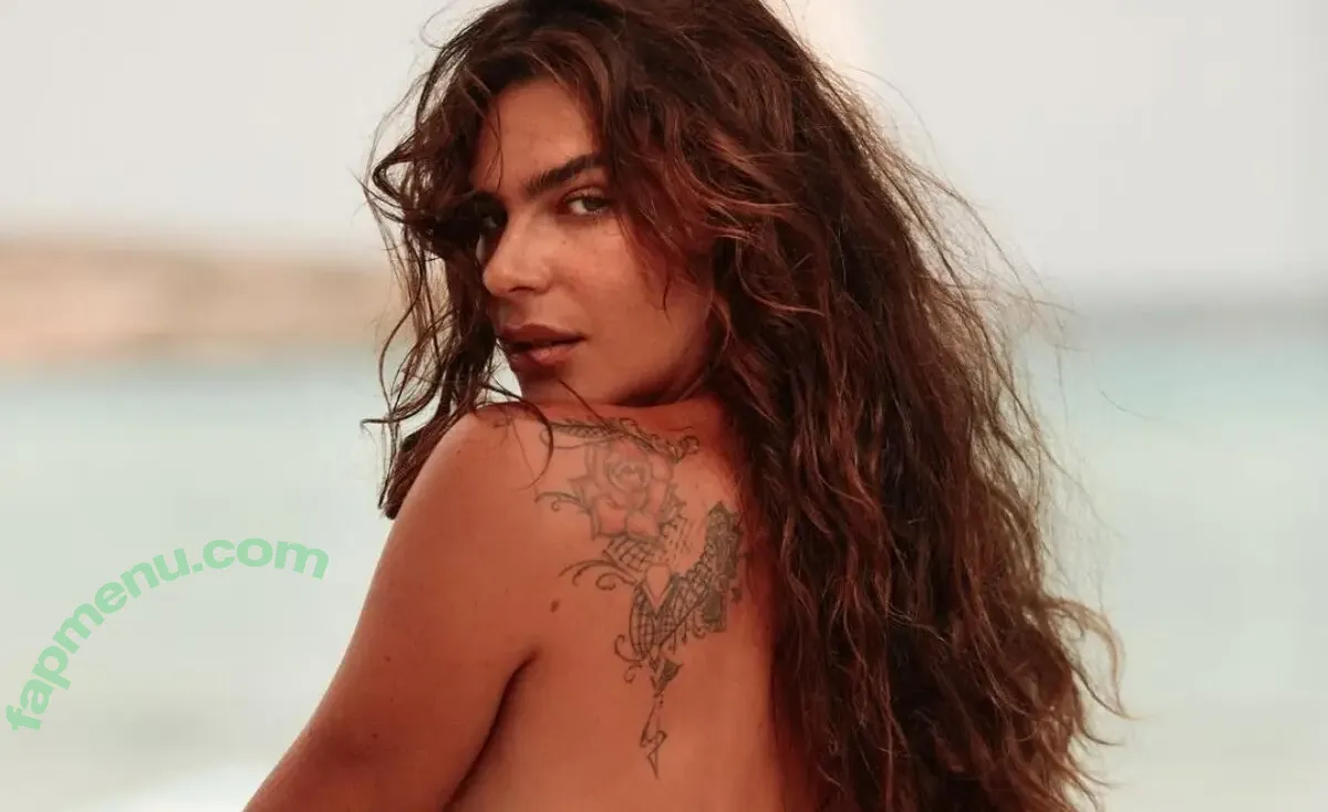 Mariana Goldfarb nude photo #0023 (marianagoldfarb)