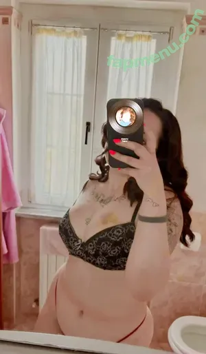  nude photo #0005