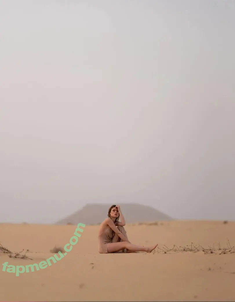 Marie Denise Schwarz nude photo #0305 (Marie Denise Schwarz)