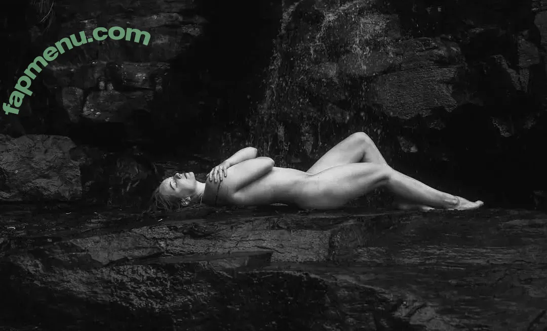 Marie Pietruschka nude photo #0025 (mar.ypie)