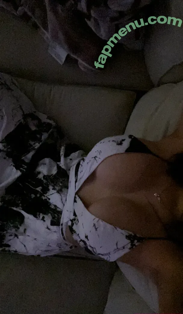 Marielen Diaz nude photo #0010 (MarielenDiaz / lilbaby710 / marielensantos / marielensantos_)