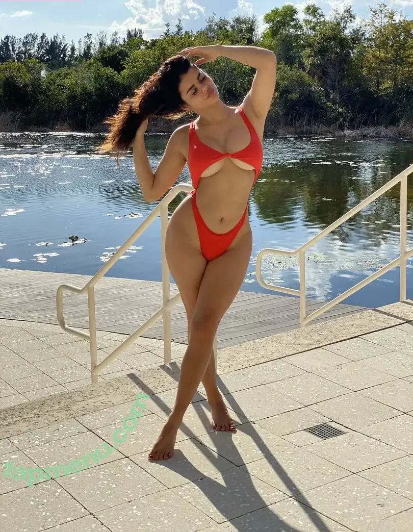 Marielen Diaz nude photo #0031 (MarielenDiaz / lilbaby710 / marielensantos / marielensantos_)
