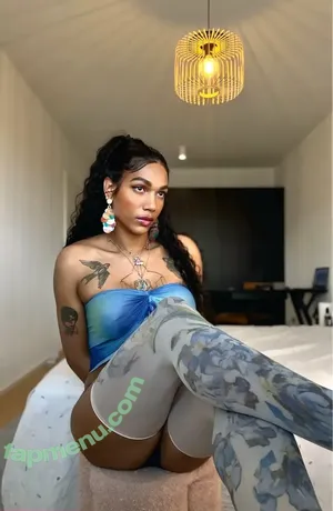  nude photo #0002