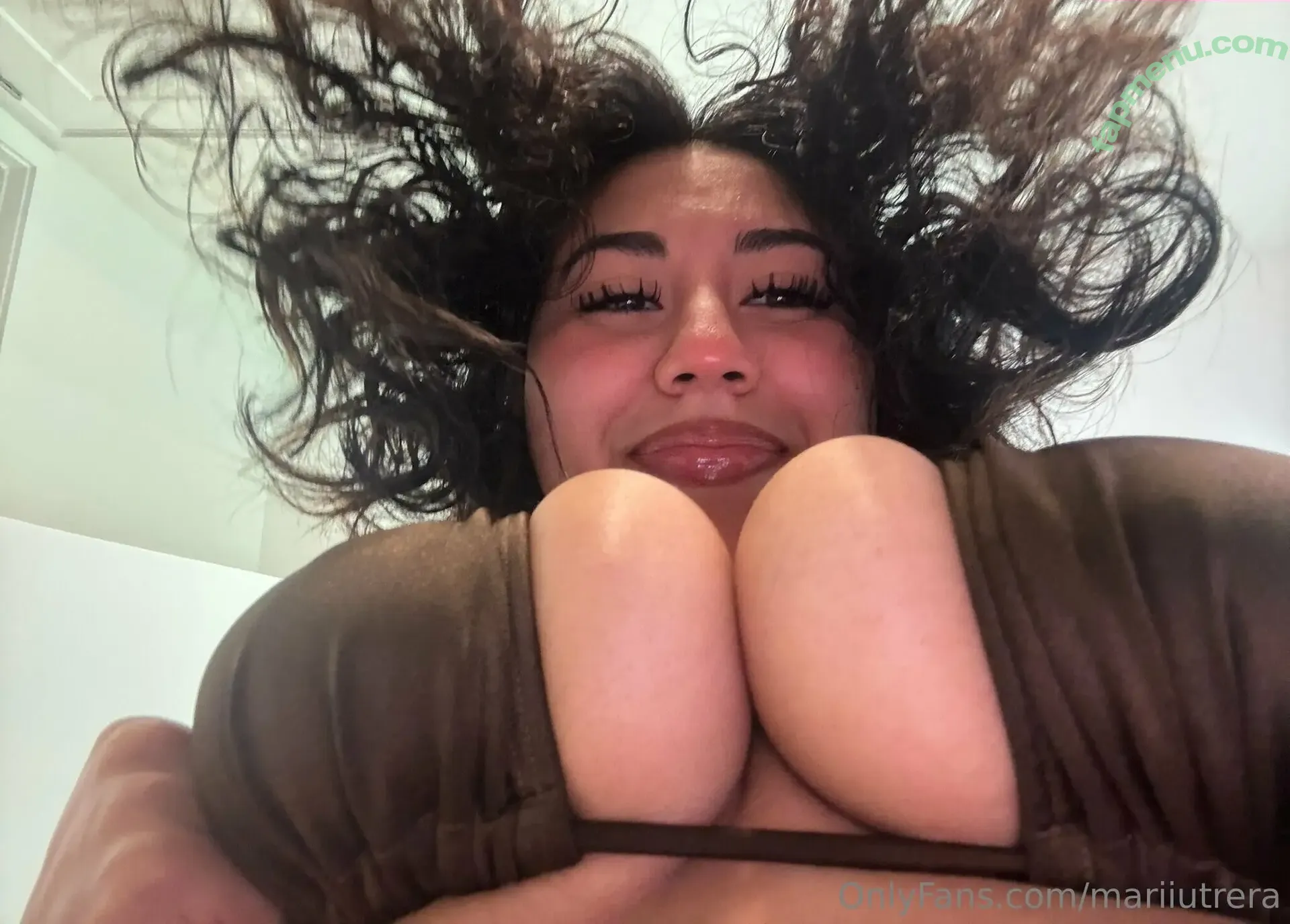 mariiutrera nude photo #0007 (mariiutrera_01)