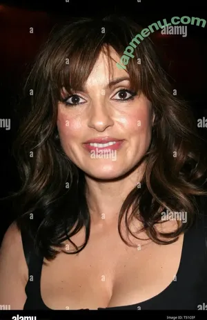 Mariska Hargitay / therealmariskahargitay nude photo #0134