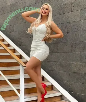  nude photo #0002