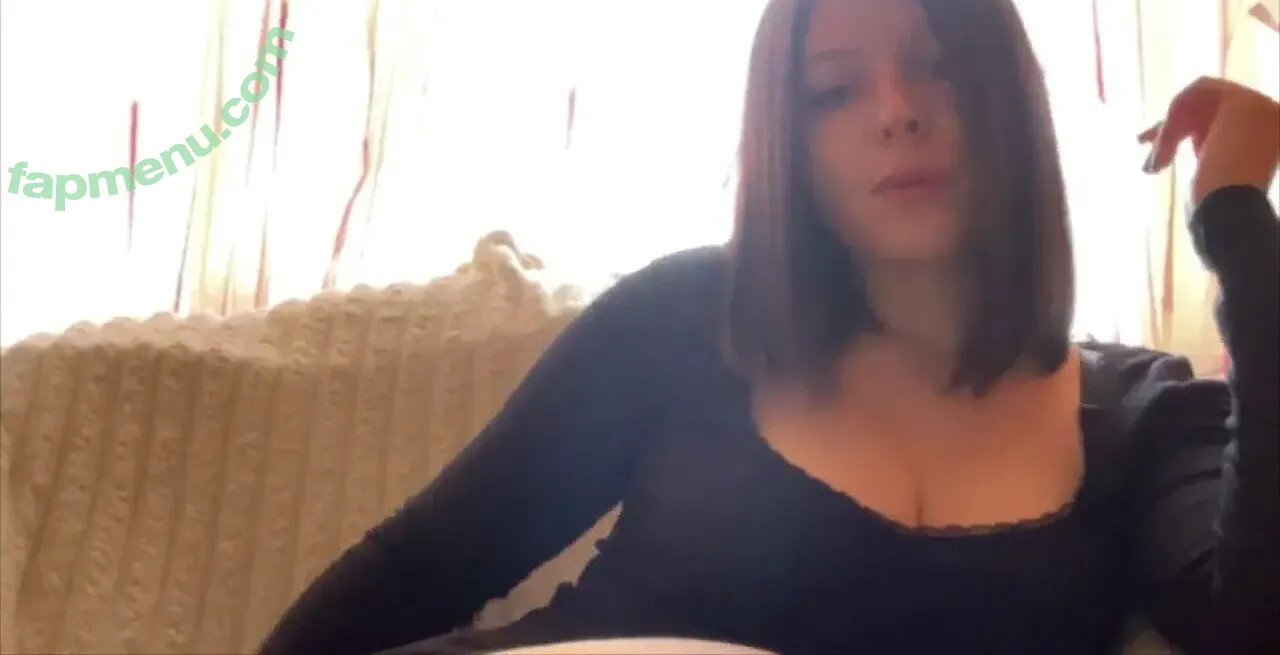 Marrynet nude photo #0004 (Marrynet)
