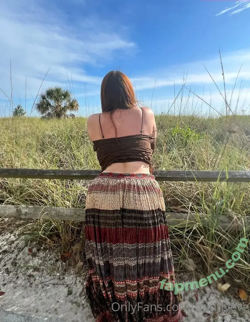 Marsie nude photo #0006 (luvmarsie / theyluvmarsie)