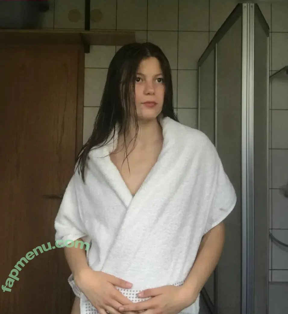 martha18xx nude photo #0028 (martha18xx)