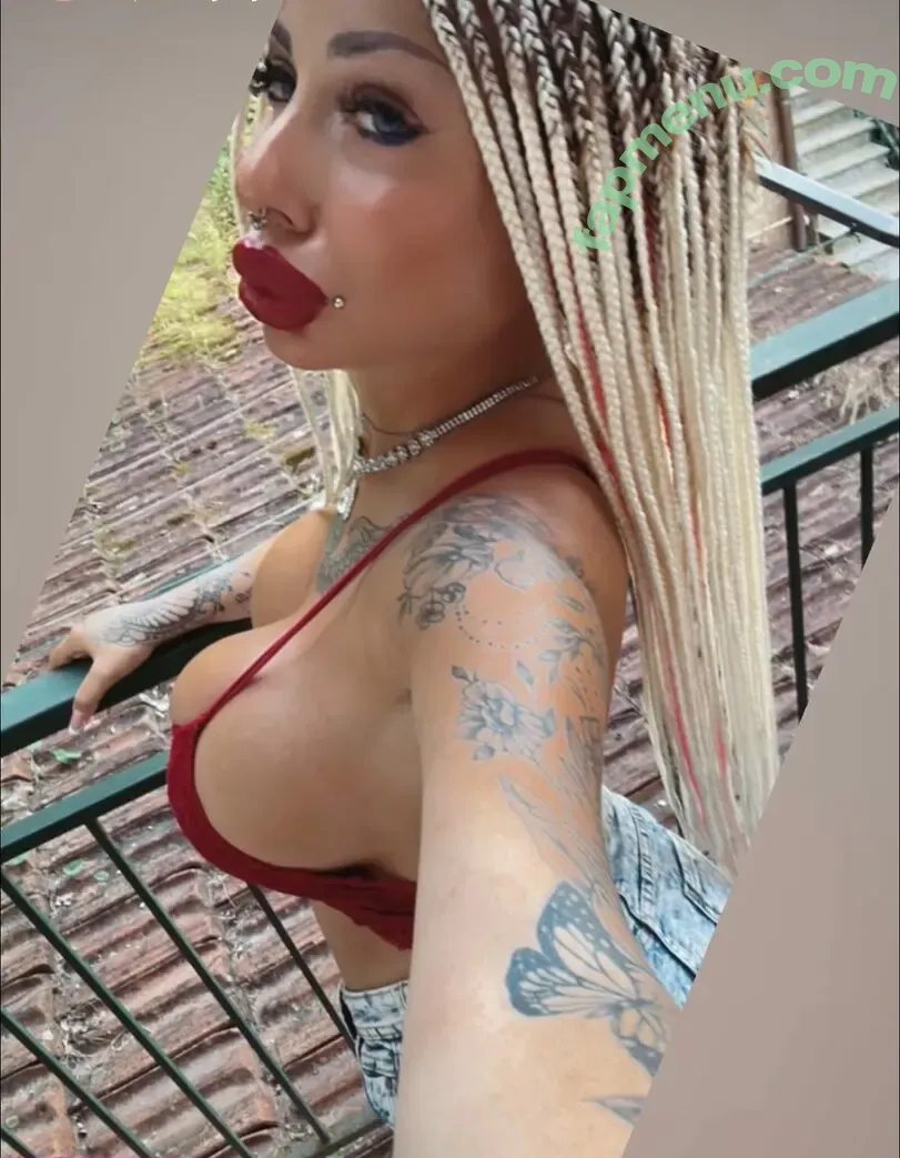 martybarbystar nude photo #0013 (martybarbiestar)