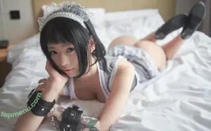  nude photo #0003