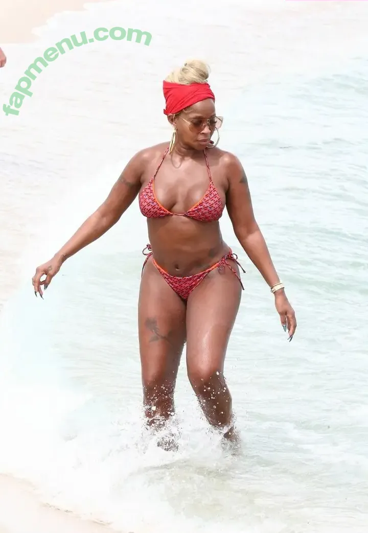 Mary J. Blige nude photo #0073 (Mary J Blige / therealmaryjblige)