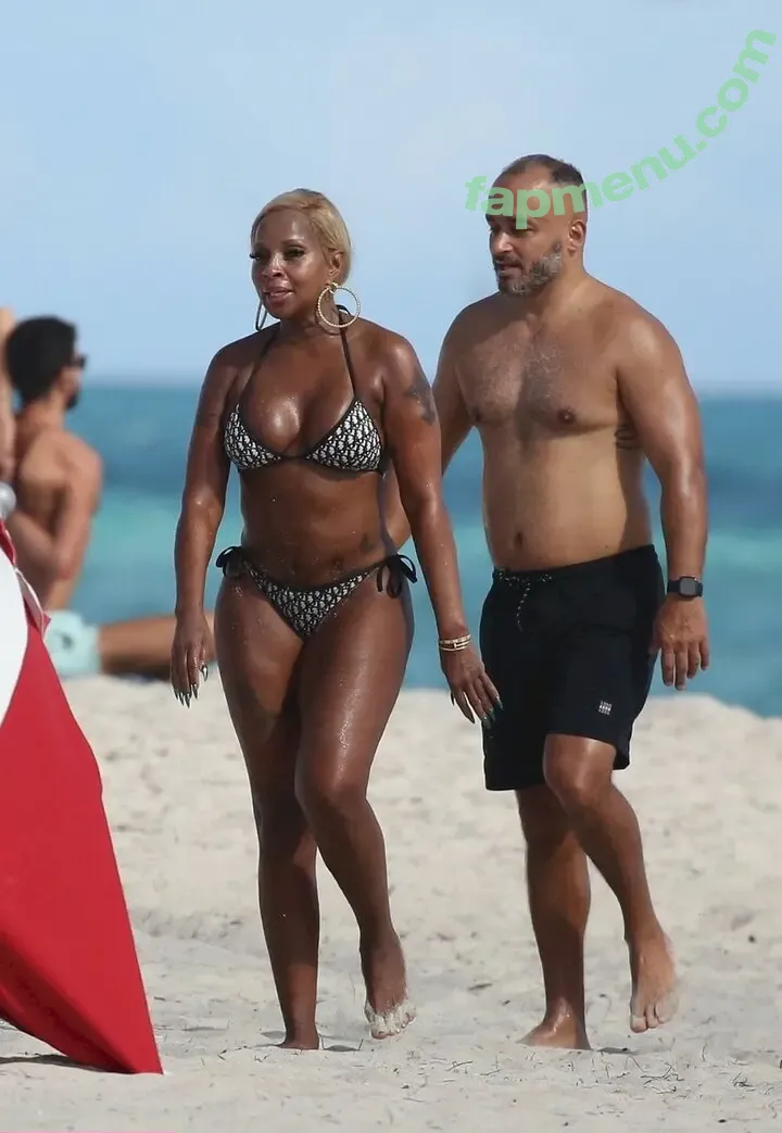 Mary J. Blige nude photo #0081 (Mary J Blige / therealmaryjblige)