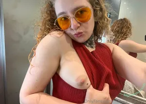 MaryjaneAuryn / maryjane_auryn_official nude photo #0124