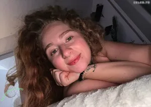 MaryjaneAuryn / maryjane_auryn_official nude photo #0172