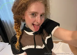 MaryjaneAuryn / maryjane_auryn_official nude photo #0201