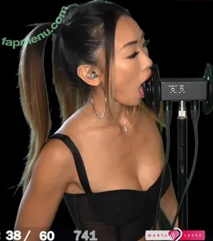 MaryJLeeee nude photo #0003